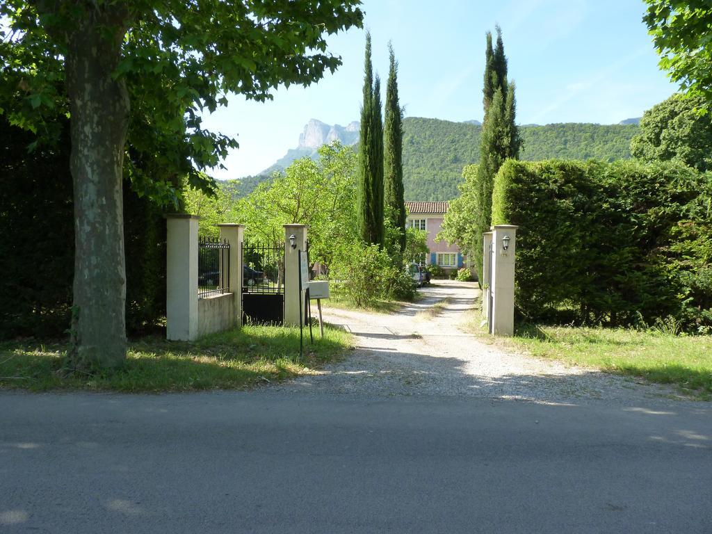 La Maison Rose Saillans  Екстериор снимка